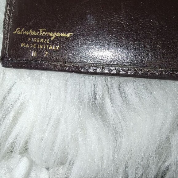 Ferragamo vintage logo canvas/leather bifold passport holder wallet EUC - Picture 9 of 12